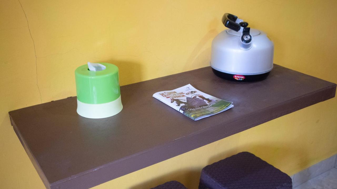 Tange Guest House Ruteng Kültér fotó